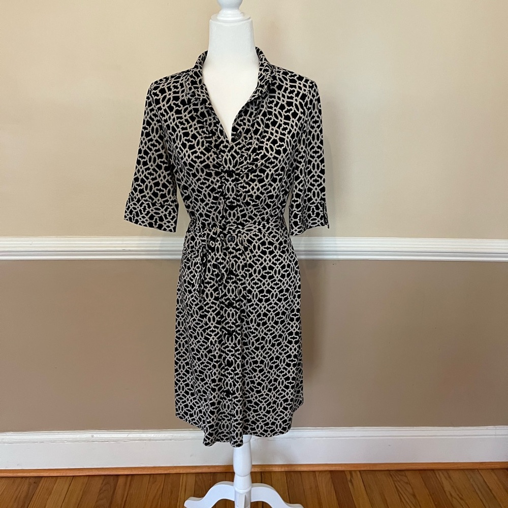 Elegant Black and Tan Patterned Dress